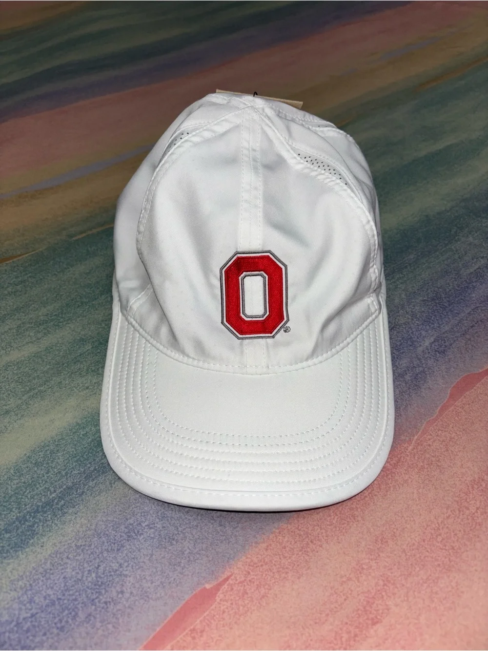 OSU buckeyes Nike Featherlight Hat White Dri-Fit tennis Adjustable Running NWT
